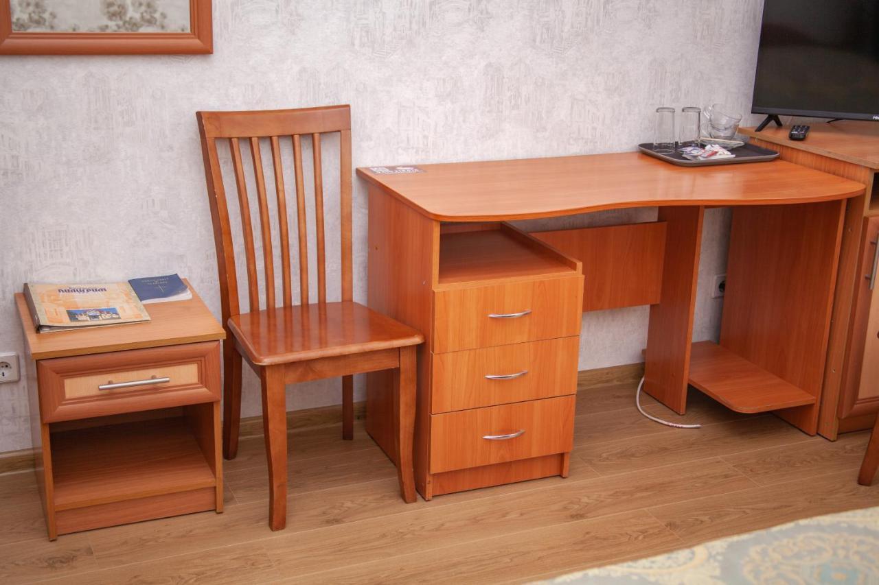Hotel Piligrim 3 Mykolaiv Eksteriør billede